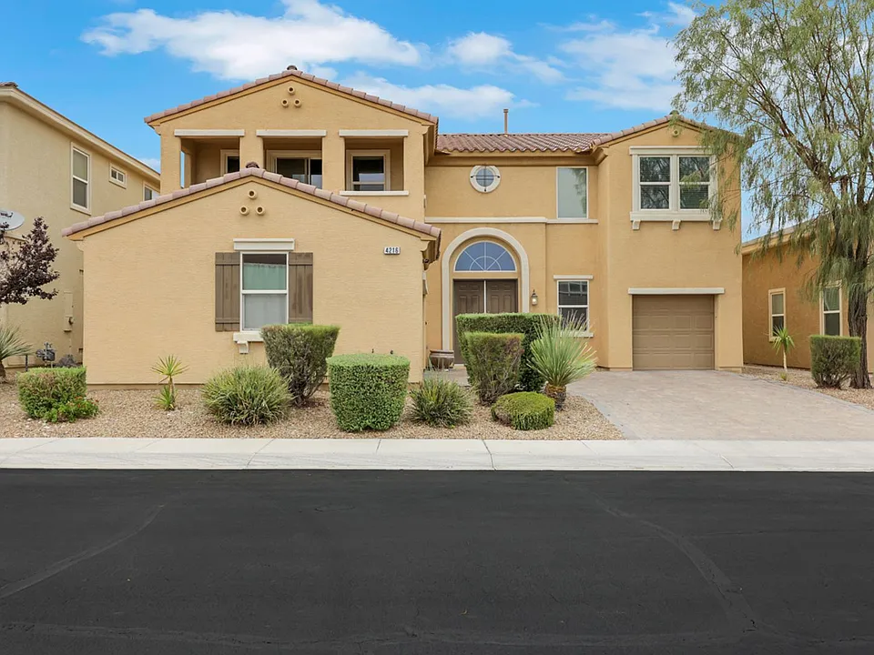 4216 Falcons Flight Ave