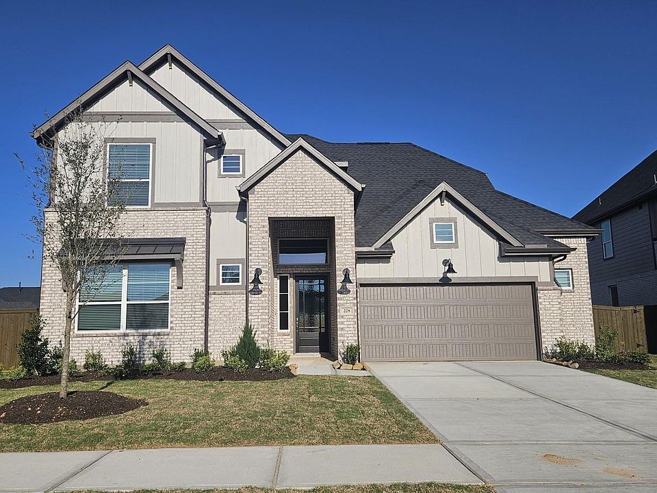 1st image of 228 Sandhill Grove Trl