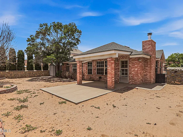 1936 Desert Sun Dr — Photo 29