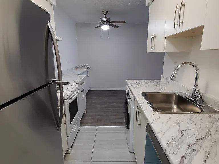 1115 4th Ave #103 — Photo 13