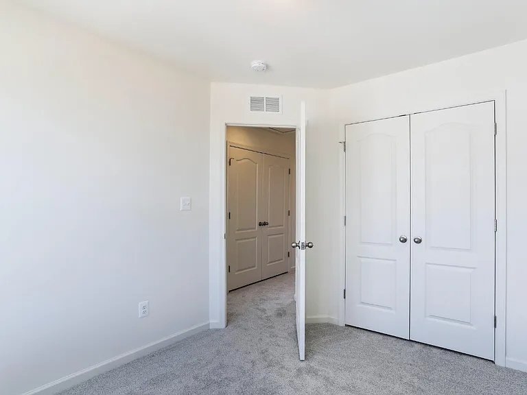 18 Clifton Mnr — Photo 22