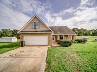 101 High Meadow Trl, Jenkinsburg, GA 30234