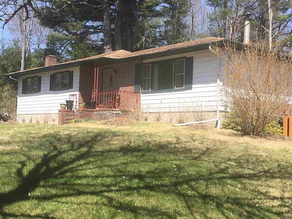 1st image of 18 Tierney Pl