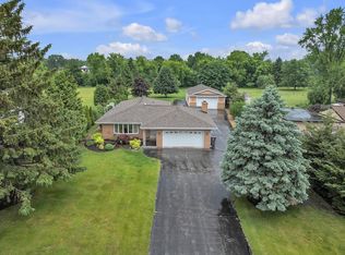 6524 Green Ridge Dr, Racine, WI 53406