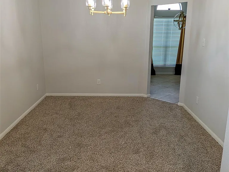 17111 Driver Ct — Photo 3