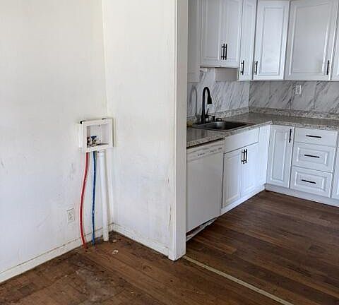 5th image of 824 S D Ave