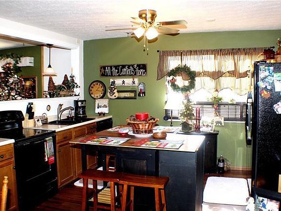 5th image of 4213 Victorian Green Dr Unit 6