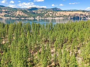 651X Speckled Bird Way, Fruitland, WA 99129