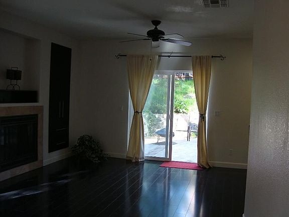 3rd image of 3060 Courtside Dr