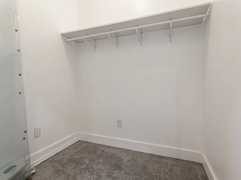 644 N Tacoma Ave — Photo 21
