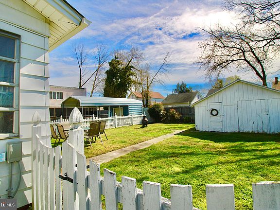 5th image of 904 Peachblossom Ave