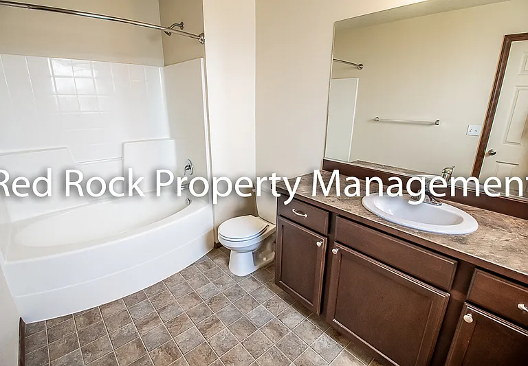 7527 N Carrington Ln — Photo 14