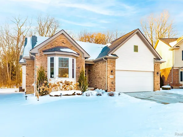 11516 Pheasant Cir, Taylor, MI 48180