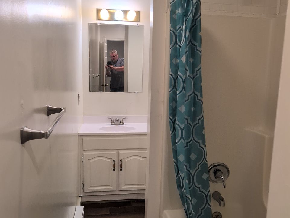 1st image of 150 Main St #11