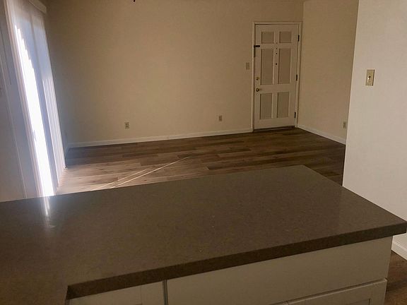 4th image of 3949 K St APT 7
