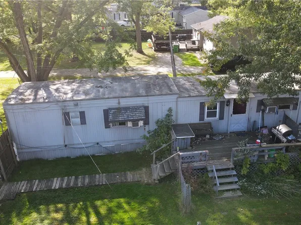 1913 Tillotson Rd, Ashtabula, OH 44004