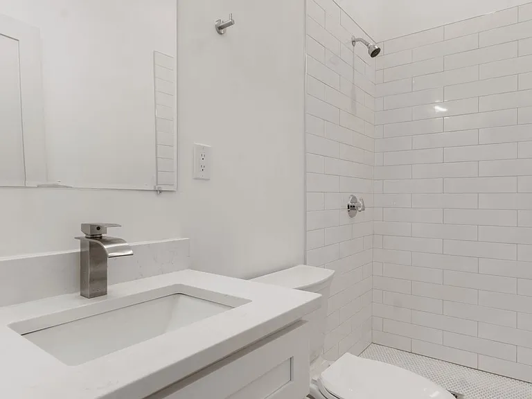 120 Regent St #3 — Photo 14