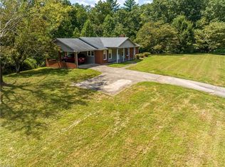 883 Zephyr Mountain Park Rd, State Road, NC 28676