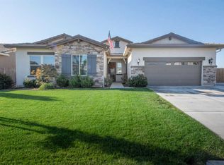 979 Aretha Ave, Fowler, CA 93625