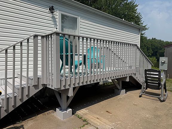 4th image of 2300 79th Ave W Trailer 23