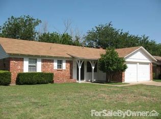 508 Langley Ave, Everman, TX 76140