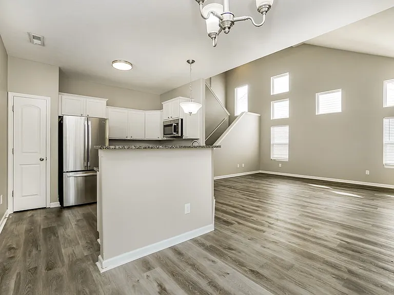 5694 Alliance Way — Photo 8