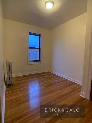 Rented by BRICK & GALO REALTY CORP | media 4