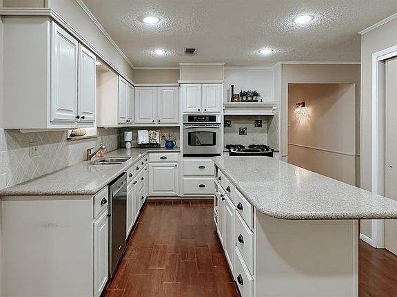 3rd image of 1477 NW County Road 2020