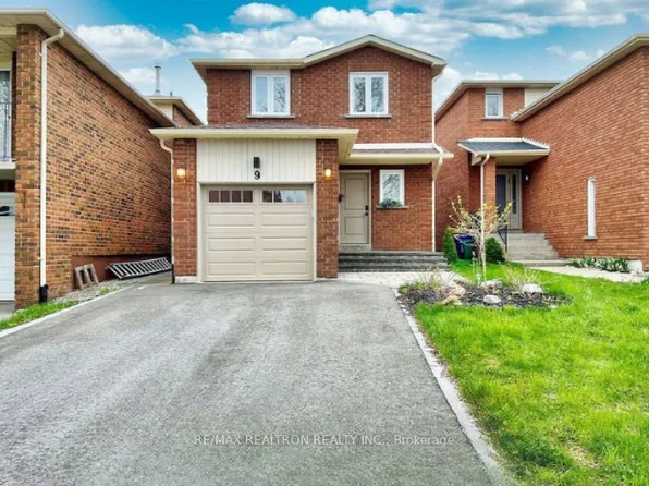 9 Checker Ct, Vaughan, ON L4J 5X4