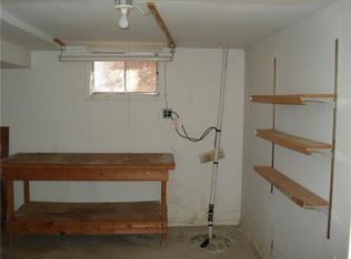 126 SE Moore St, Blue Springs, MO 64014