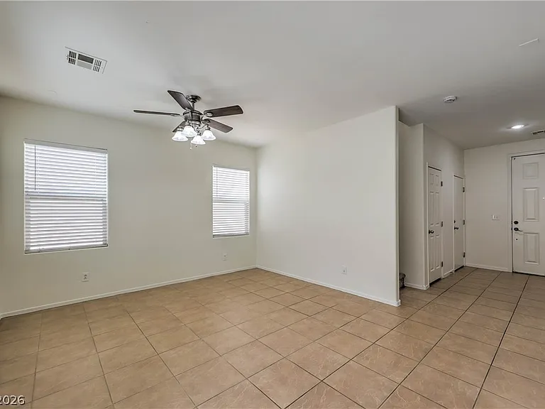 10939 Paradise Rd — Photo 16