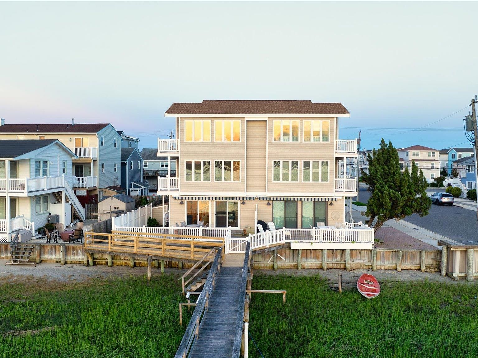 215 91st St #N, Sea Isle City, NJ 08243 | Zillow