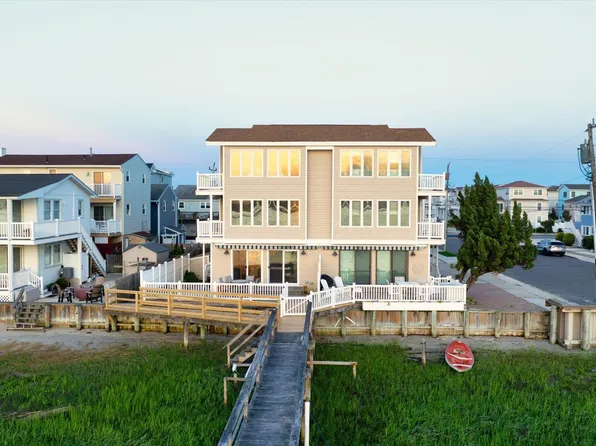 215 91st St #N, Sea Isle City, NJ 08243