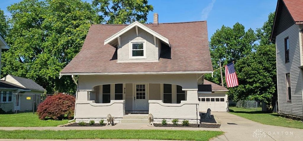 Real estate listing image