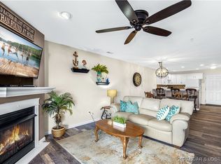 686 Clearwater Dr UNIT 2E, Camdenton, MO 65020