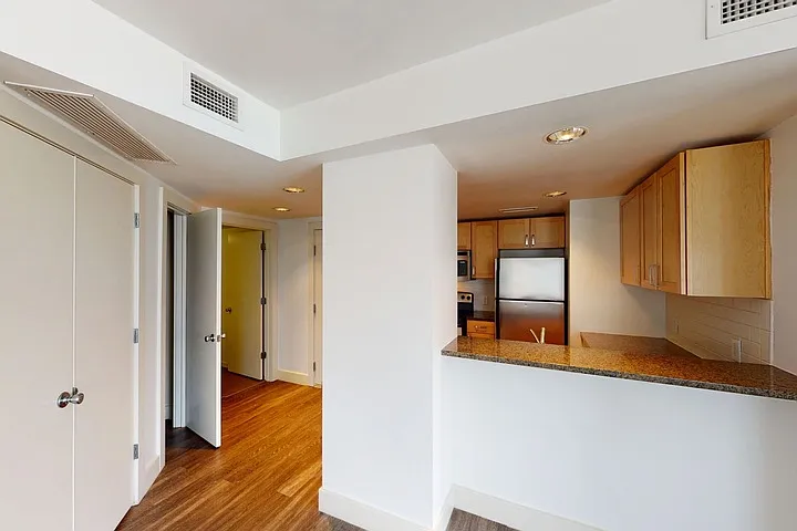 Clyde Manor — Photo 108