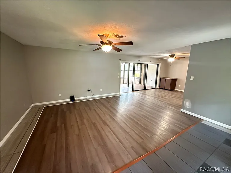 5560 S Garcia Ter — Photo 2