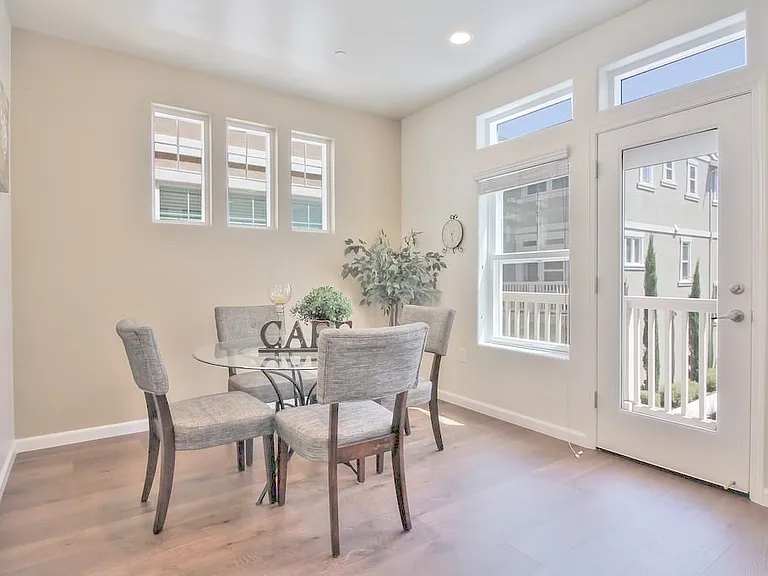 2913 Pescadero Ter — Photo 13