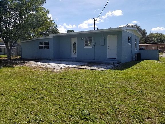 3rd image of 900 Rockhill St