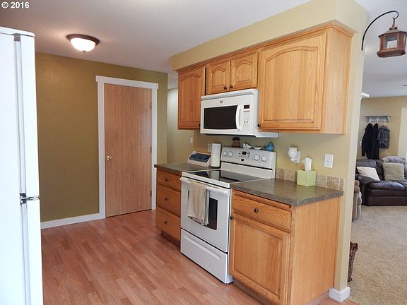 3rd image of 505 W Christy St