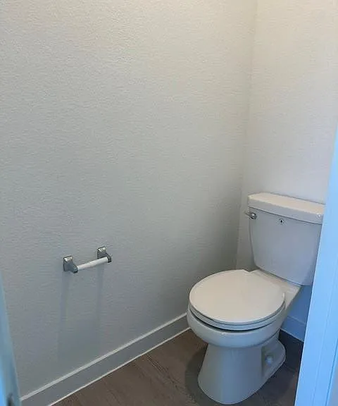 1407 Hermosa Gdns — Photo 15