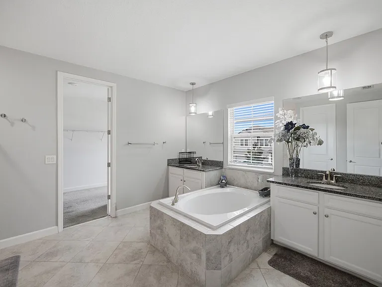 11419 Sunburst Marble Rd — Photo 18