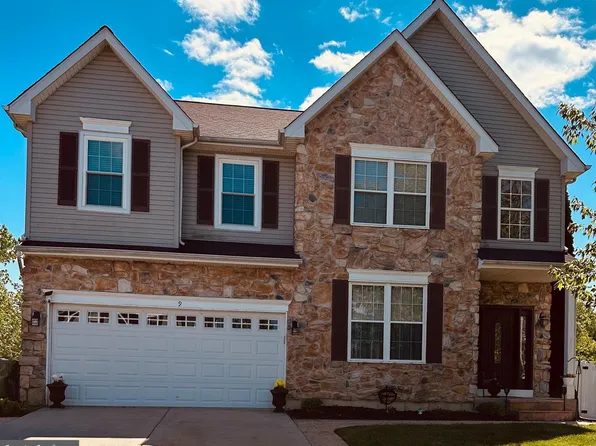 9 Paddock Rd, Marlton, NJ 08053