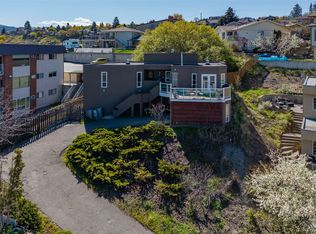 707 Chaparral Pl, Kamloops, BC V2C5Y3