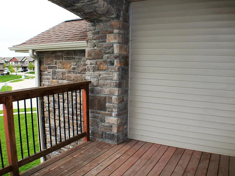 545 Pond View Drive — Photo 41