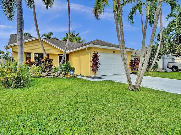 4th image of 5016 Arbor Glen Cir