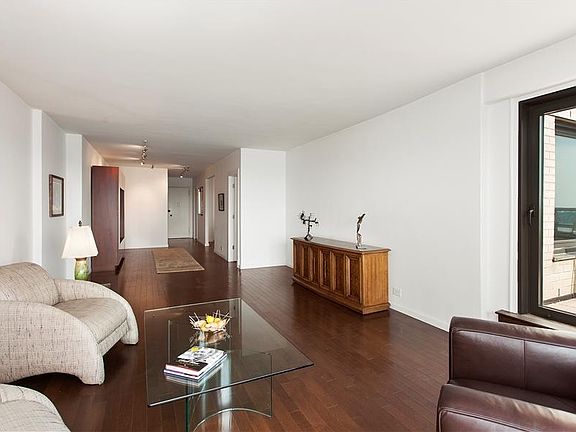 5th image of 180 E End Ave APT 16F