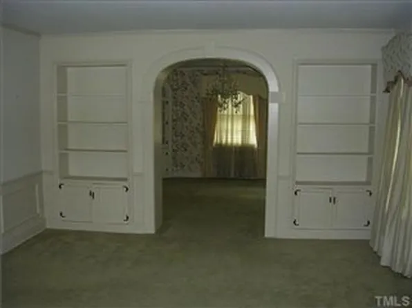 225 S Lamar St, Roxboro, NC 27573