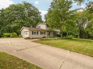 2627 Wayside Dr, Ann Arbor, MI 48103