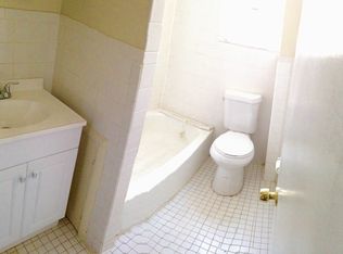 35 W Hancock St, Lansdale, PA 19446